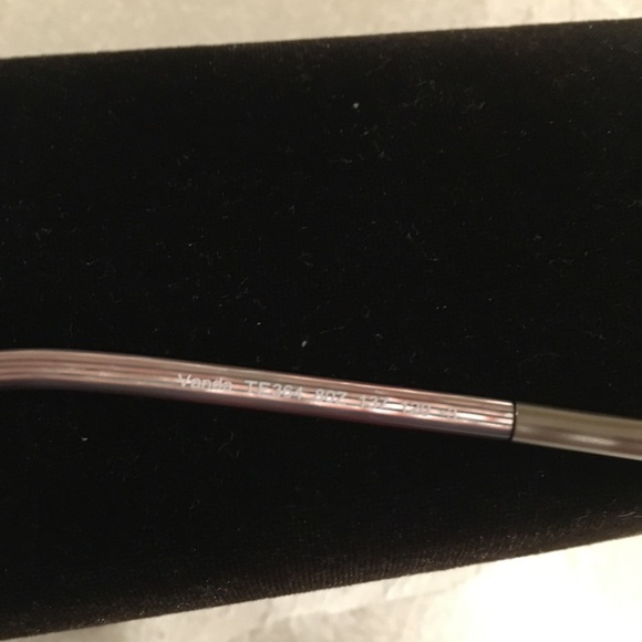 🌹🌹SOLD🌹🌹Tom Ford Violet Cat Eye Sunglasses - Picture 7 of 8